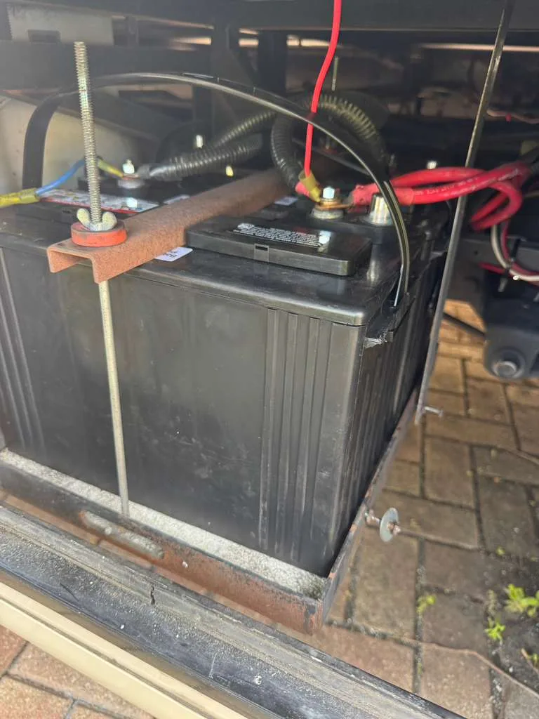 RV battery system replacement and lithium upgrade by a Heritage RV technician